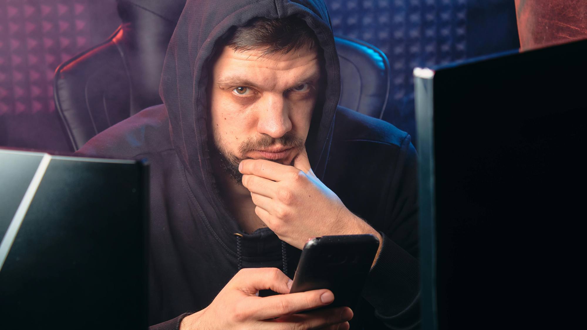 Estafas, phishing y robo de identidad: por qué el cibercrimen crece en Chile y qué puedes hacer