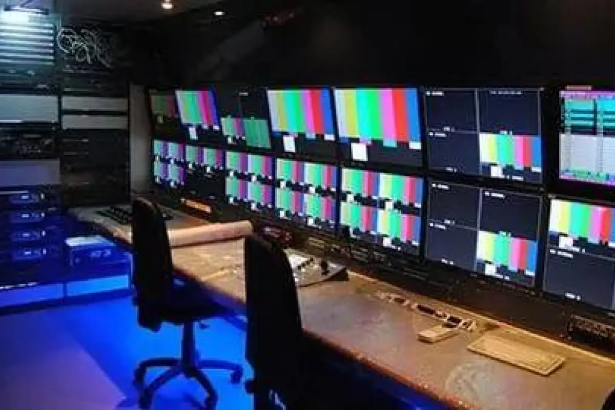 Cancelan programa en Zona Latina , Redes sociales | Referencial