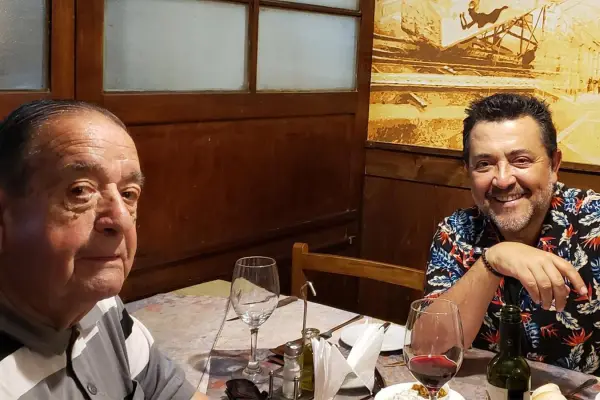 Confirman muerte del padre de Leo Caprile ,Redes sociales | Referencial