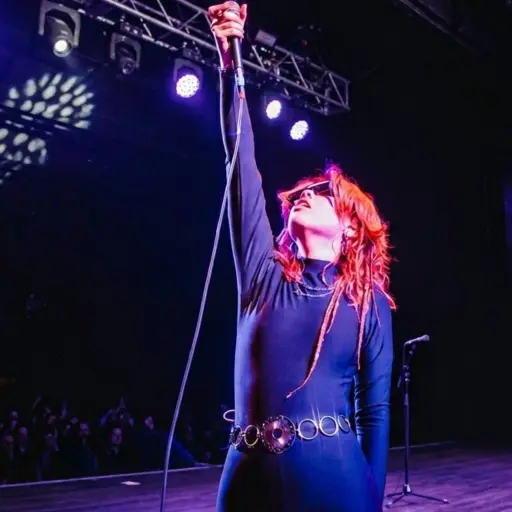 Anna Catalina debuta como solista ,Instagram - @annacatalinamusica