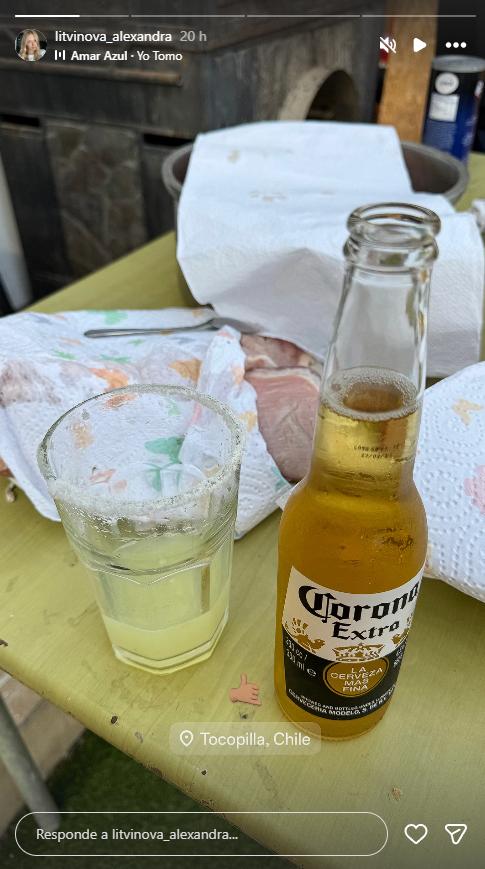 Alexandra Litvinova, pareja de Alexis Sánchez, disfrutando de una michelada - Alexandra Litvinova | Instagram
