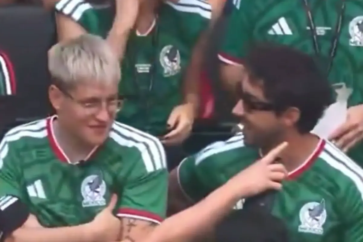 Kidd Voodoo con la camiseta de México, Captura: @ChartsCL en X