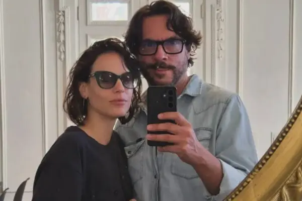 Luciana Echeverría y Mauricio Jürgensen ,Redes sociales