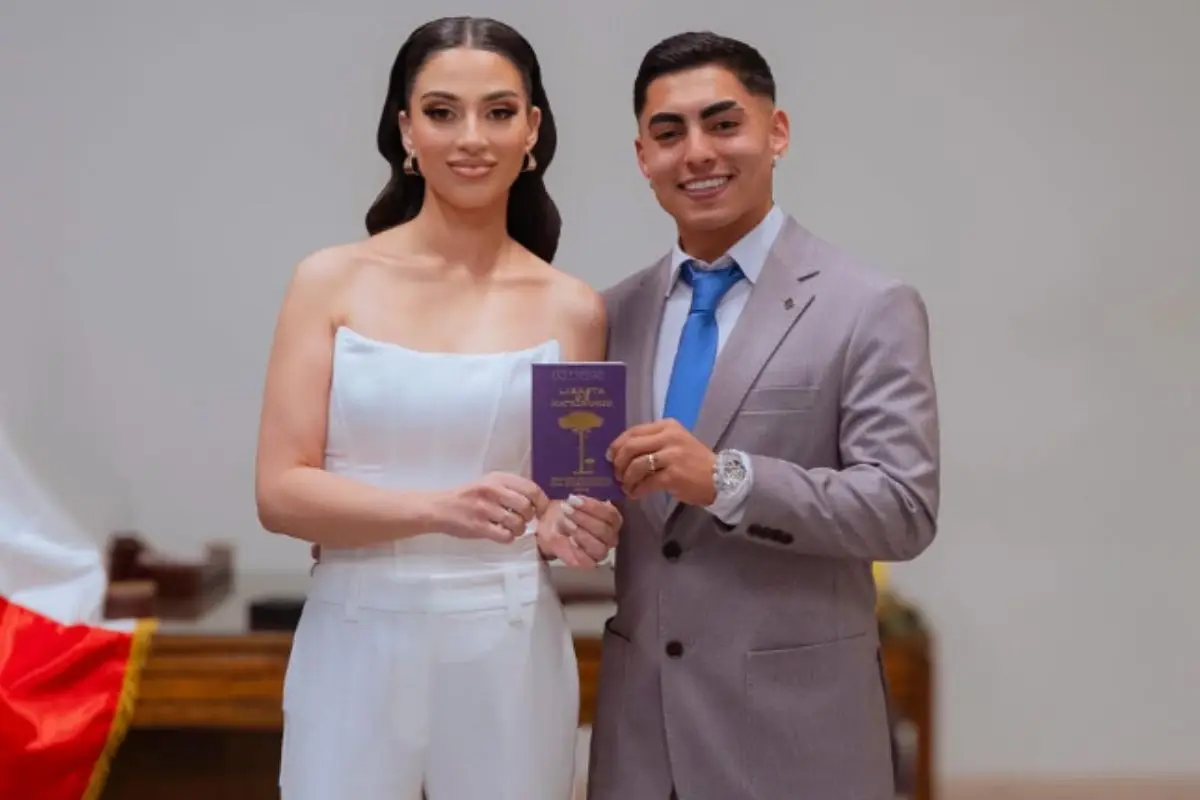 Felices como si nada hubiese pasado ,Instagram