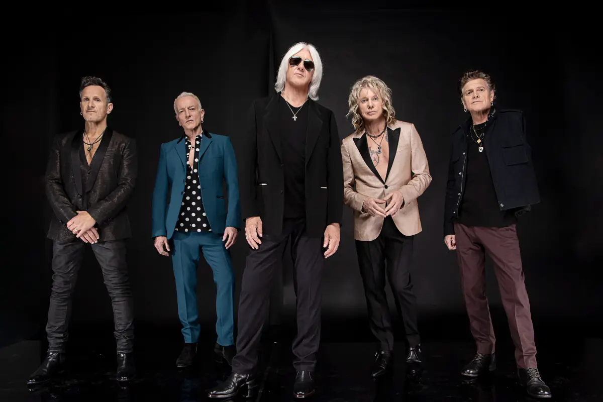 Def Leppard , Redes sociales | Referencial