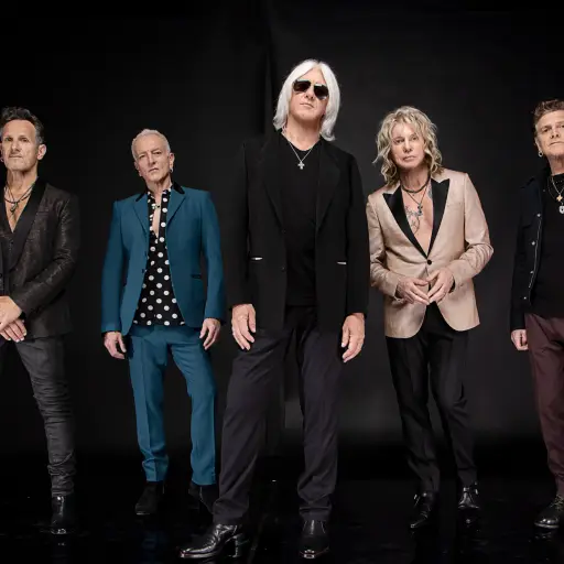 Def Leppard  ,Redes sociales | Referencial