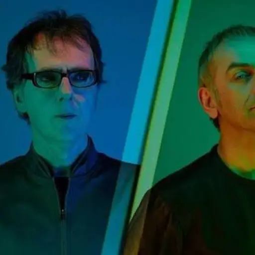 Underworld  ,Redes sociales | Referencial