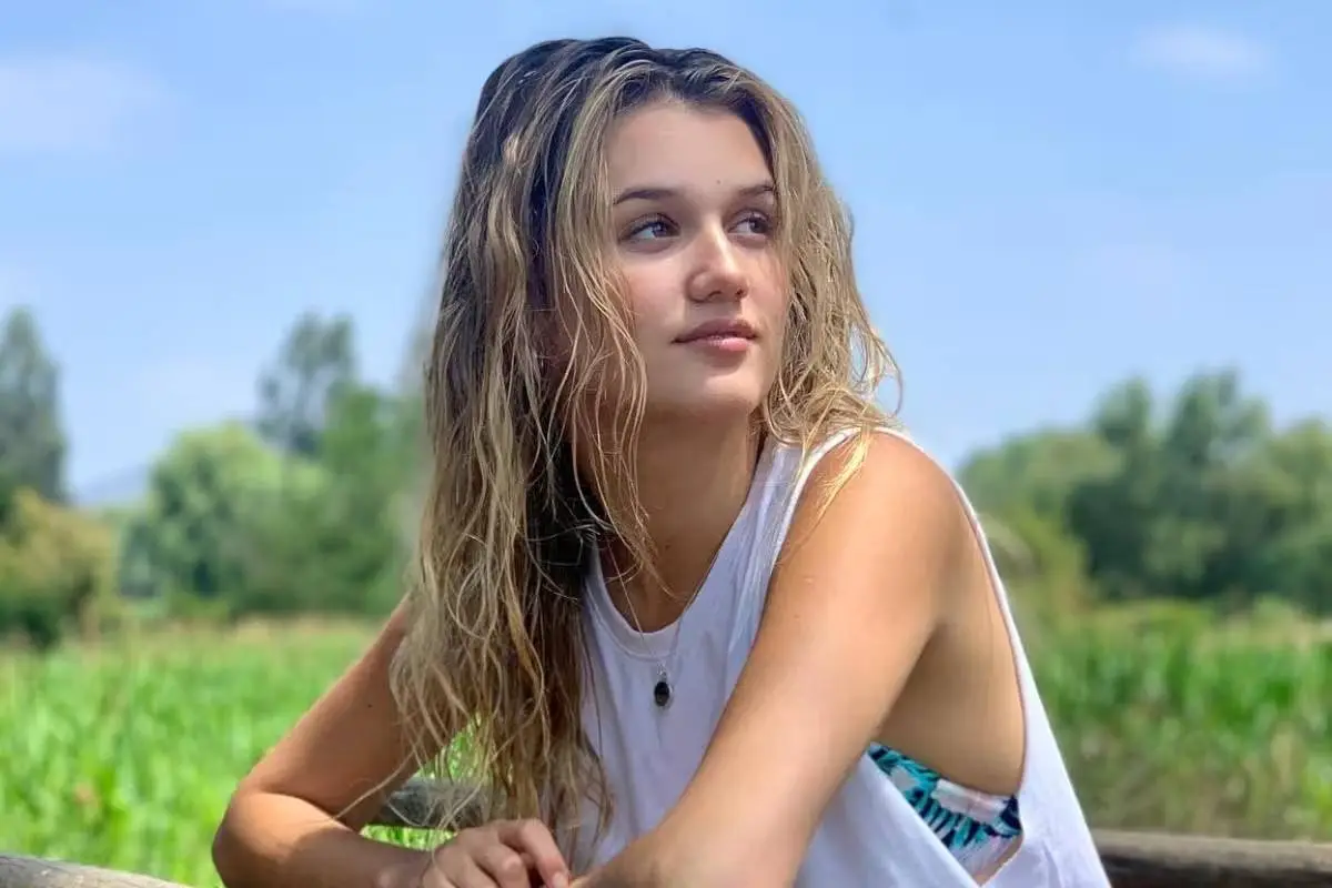 Fernanda Finsterbusch, Redes sociales