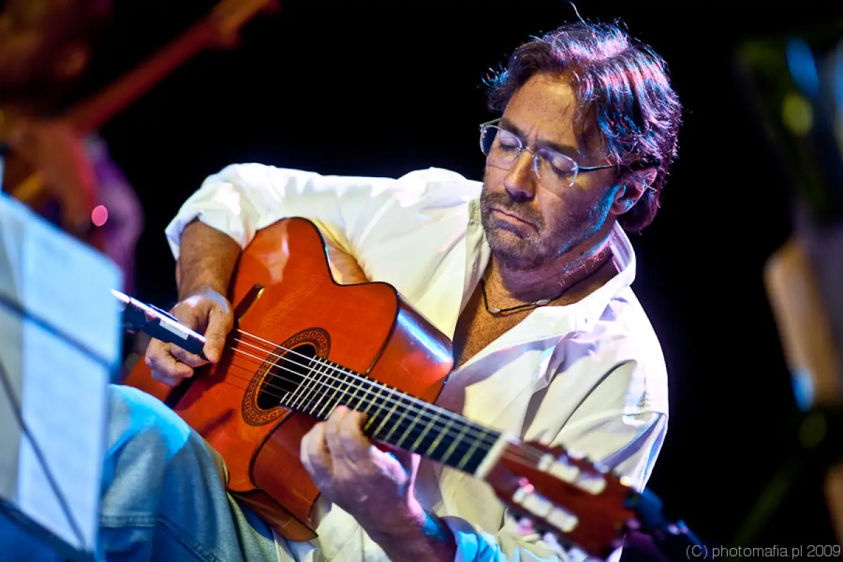 Al Di Meola, Cedida