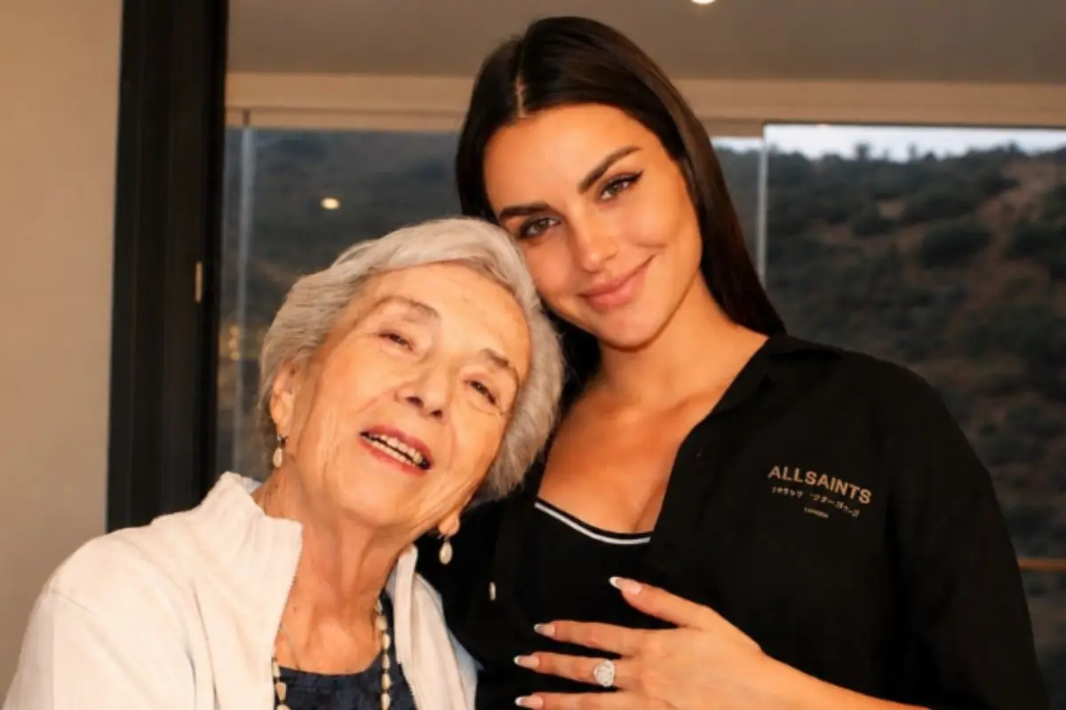 Emilia Dides y su querida abuela, Instagram