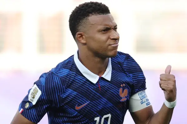 Francia eliminó a Paraguay en octavos de final ,Instagram