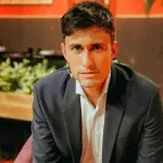 Roberto Cox, Redes sociales | Referencial