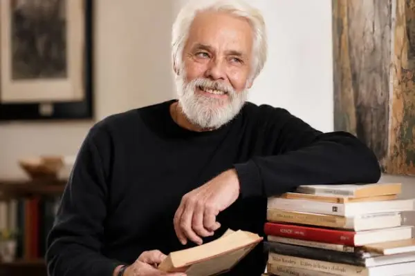 Fernando Kliche  ,Redes sociales | Referencial