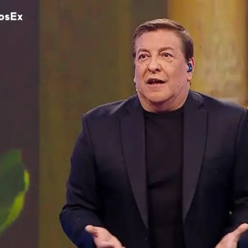 Julio César Rodríguez ,Mega