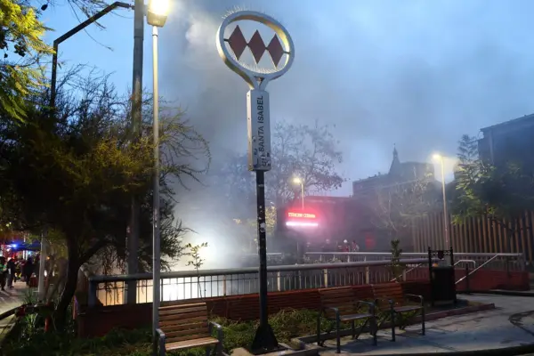 Incendio en la línea 5 de Metro ,Instagram