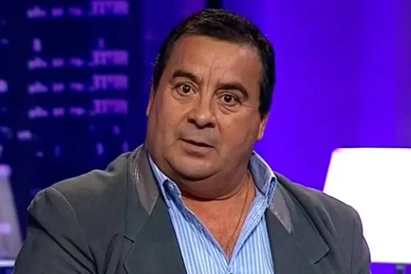 Dino Gordillo  ,Redes sociales | Referencial