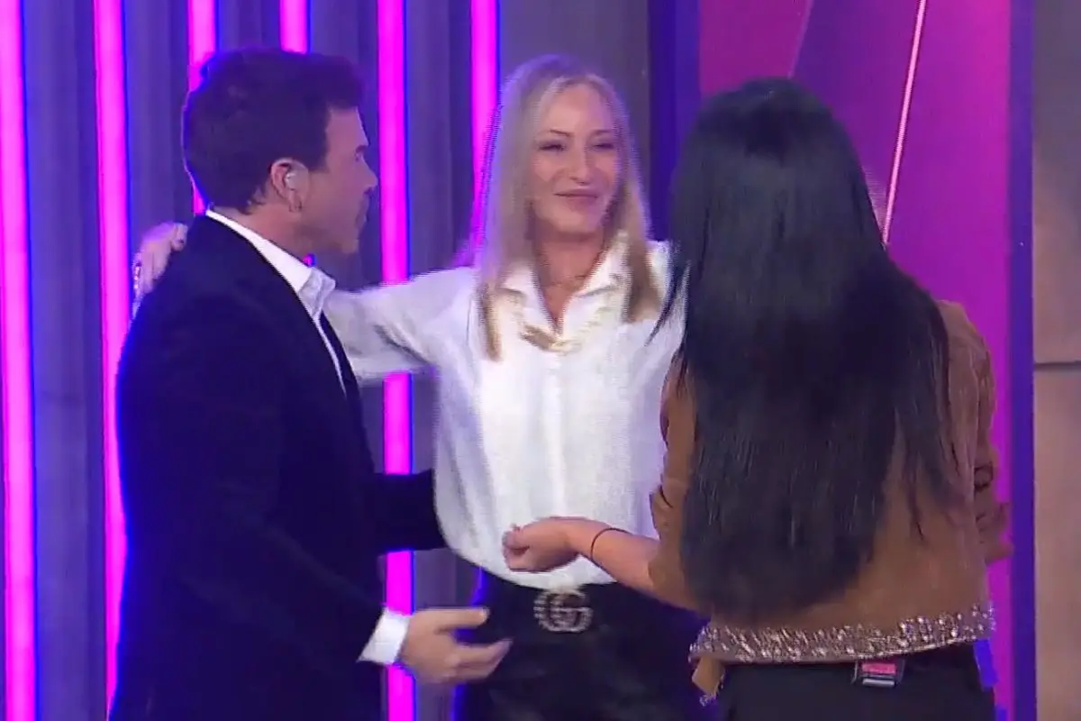 Marcela Vacarezza recibió su bienvenida en Canal 13, Captura