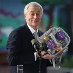 Presidente Kast celebra promulgación de nueva ley, X