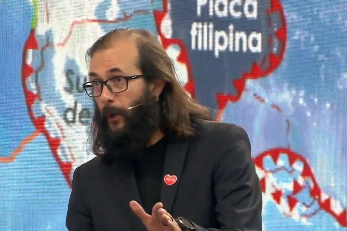 Marcelo Lagos  , Redes sociales | Referencial