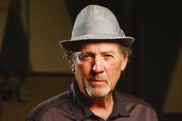 David Cross ,Cedida