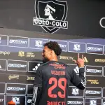 Recibimiento a Vozinha en el Estadio Monumental, Juan Pablo Carmona