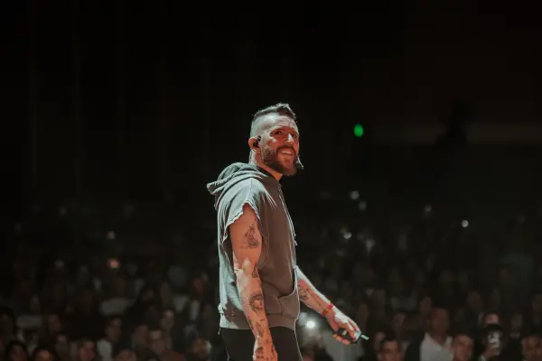 - ,-