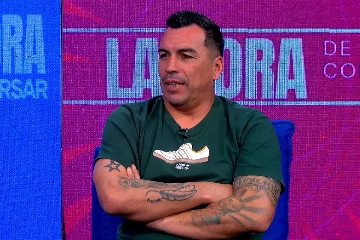 Esteban Paredes en el estudio de La Hora de Conversar, Captura