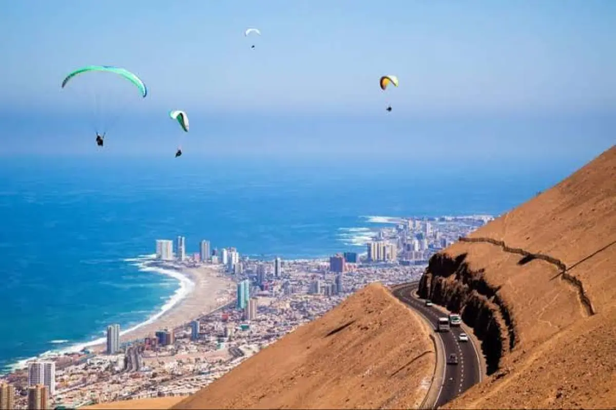 Reportan fatal accidente de parapente en Iquique: deportista fallecido preparaba exhibición para Fiestas Patrias, Redes sociales | Referencial