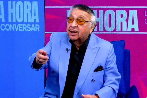 Daniel Vilches en el estudio de La Hora ,Captura