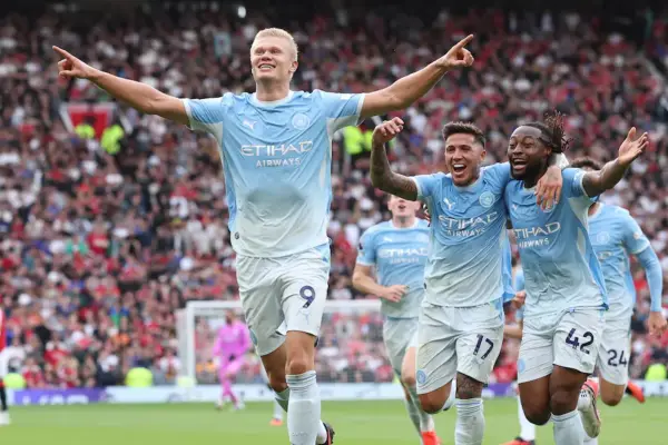 Polémica victoria del City ante el United ,De Gelderlander