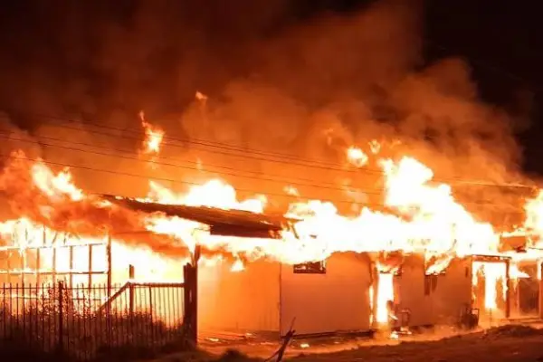 Incendio en hogar de adultos mayores deja al menos 16 fallecidos ,Redes sociales | X