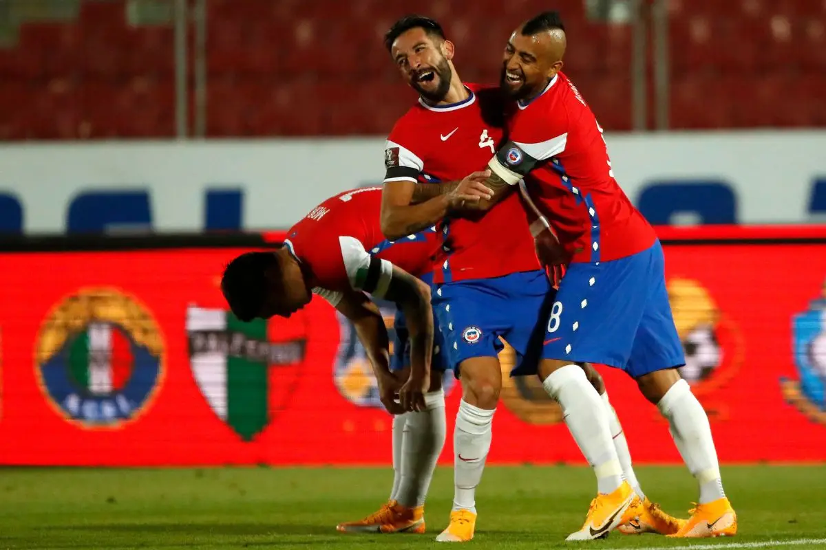 Mauricio Isla y Arturo Vidal emblemas de la Roja, Instagram