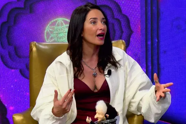 Camila Nash en \