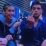 Polémico gesto se vio en \Fiebre de Canto\, Captura