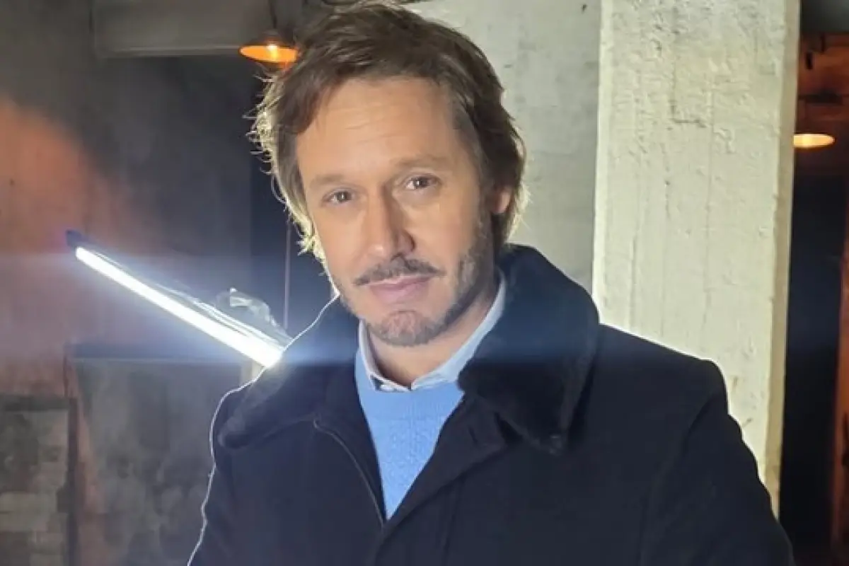 Benjamín Vicuña, Instagram