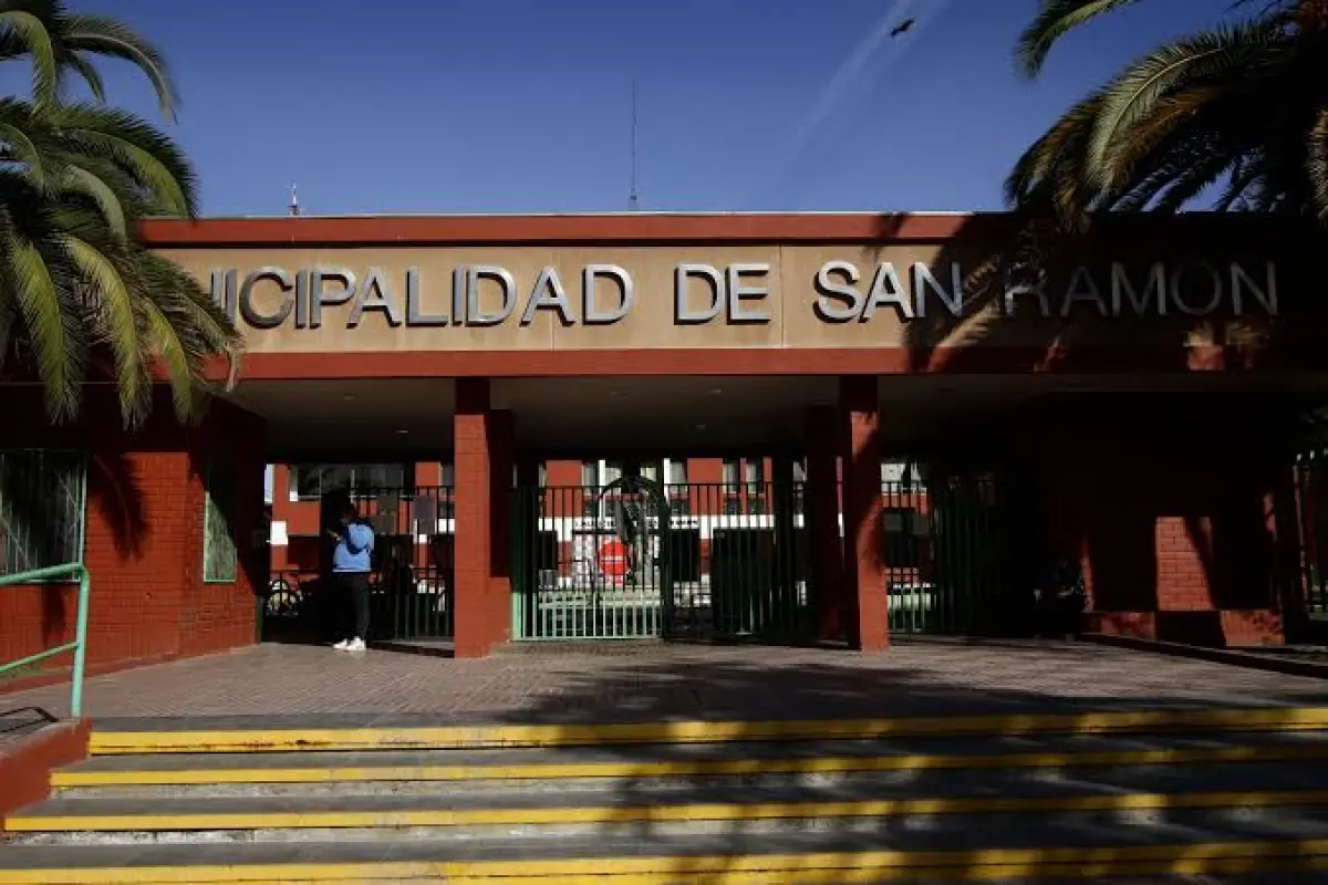 Municipalidad de San Ramón, El Mostrador