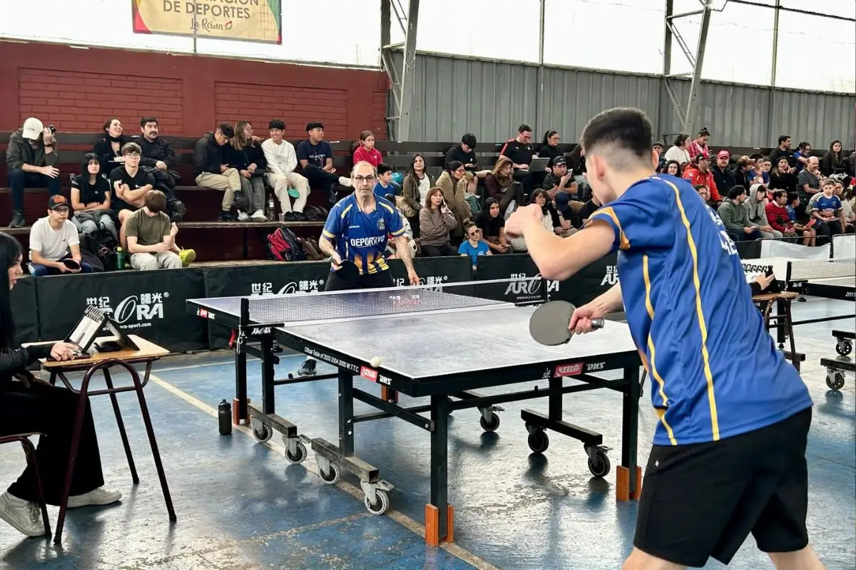 Tenis de mesa para adultos mayores en La Reina, Cedida