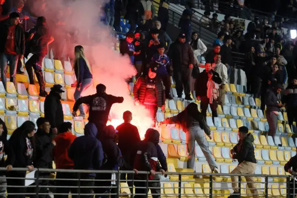 Los hinchas de la U no respetan a su club ,Instagram