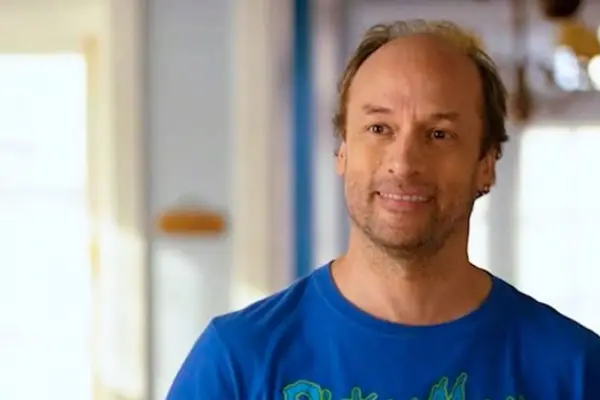 Andrés Velasco ,Mega