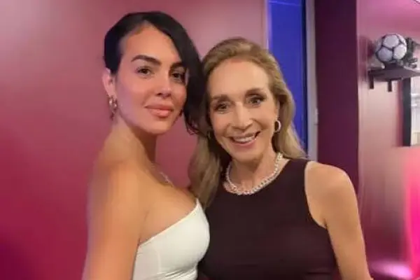 Así fue el encuentro entre Karen Doggenweiler y Georgina Rodríguez ,Karen Doggenweiler | Instagram