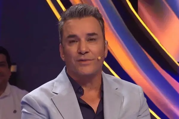 Douglas en ''Vértigo'' ,Canal 13 