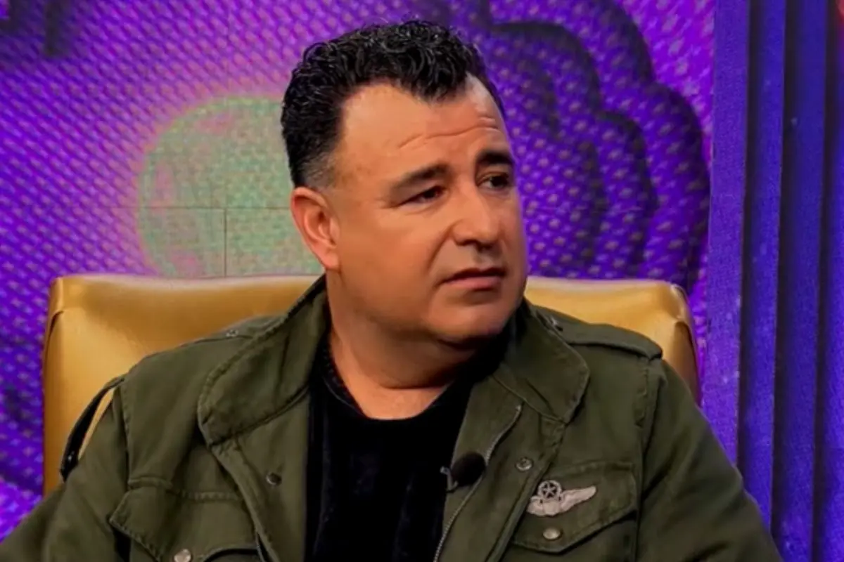 Kurt Carrera en el estudio de Medianoche con el Sultán, Captura