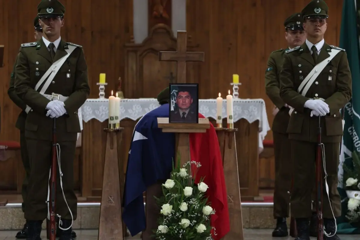 Pesar por la partida de un nuevo mártir de Carabineros, X