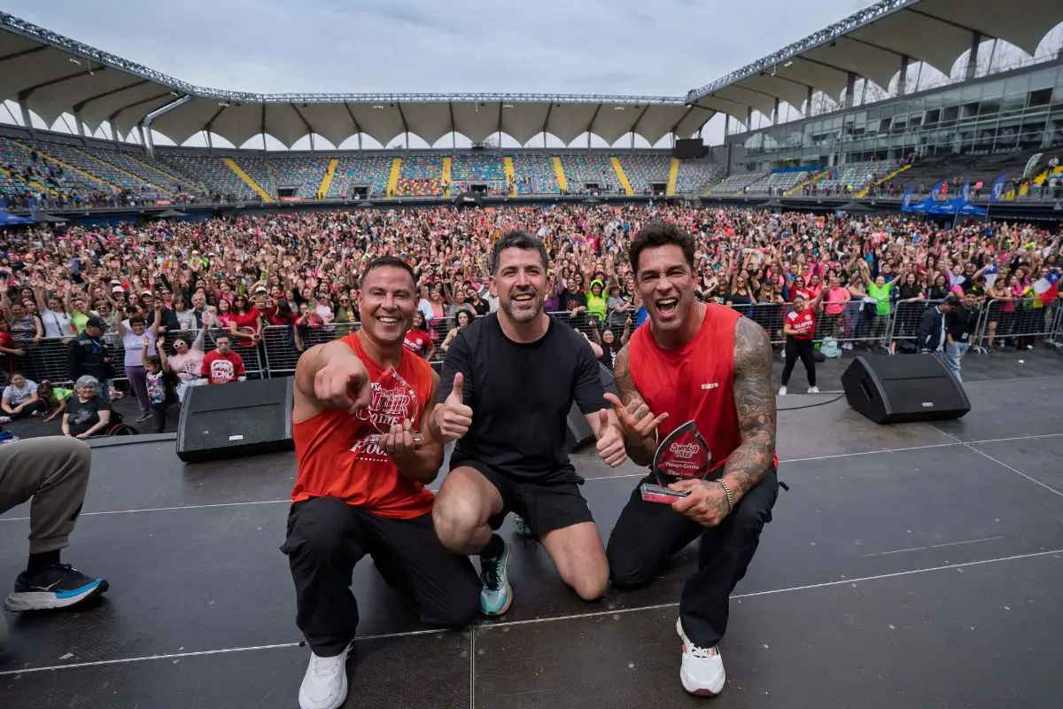 Más de 10 mil personas en el estadio Bicentenario, Cedida