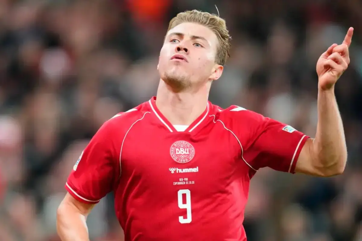Højlund desafía a Portugal, En Cancha