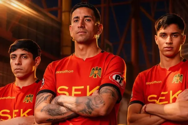 Nueva camiseta de Unión Española ,X: @UEoficial
