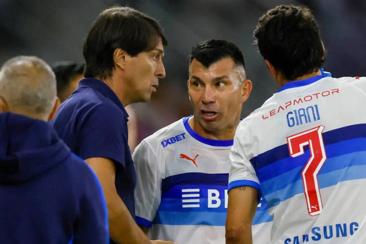 UC quebrada, En Cancha